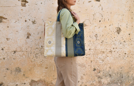 SHOPPER TERESA