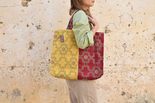 SHOPPER TERESA