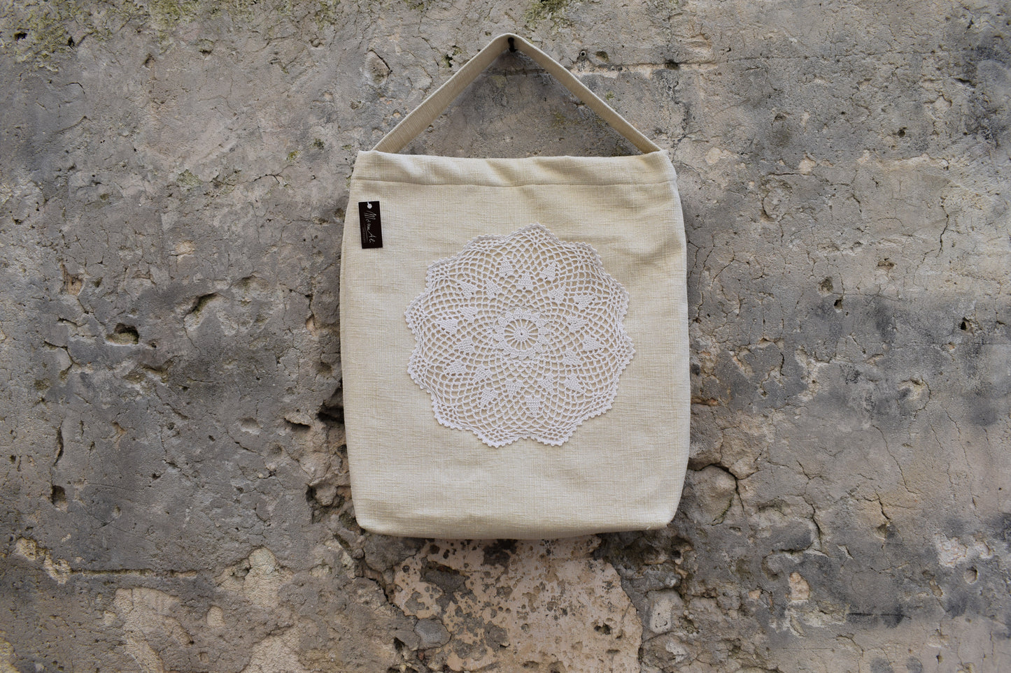 SHOPPER SARINA