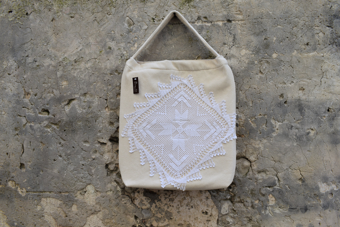 SHOPPER SARINA